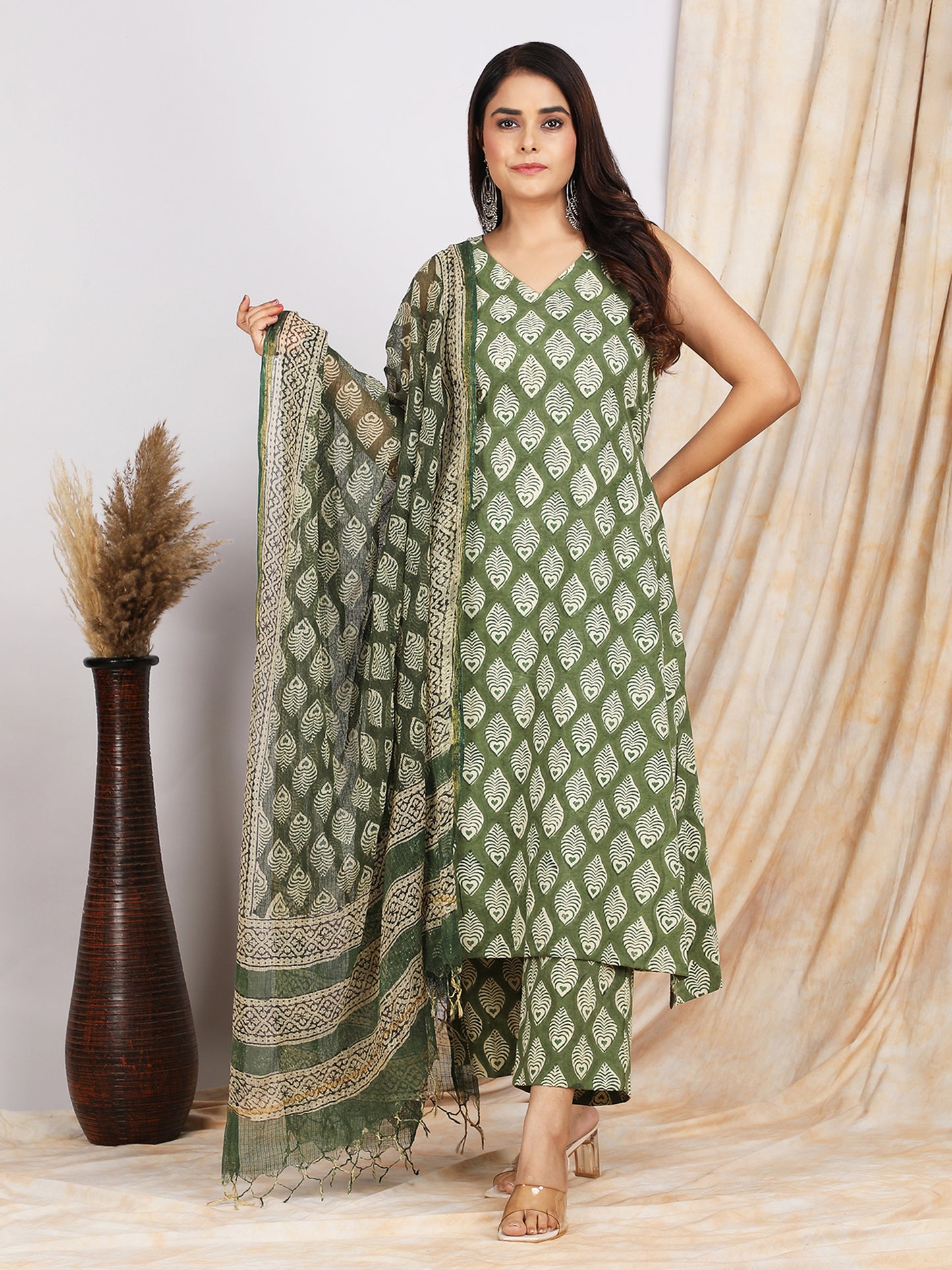 Pista Phool Cotton Handblock Print Kurta Set