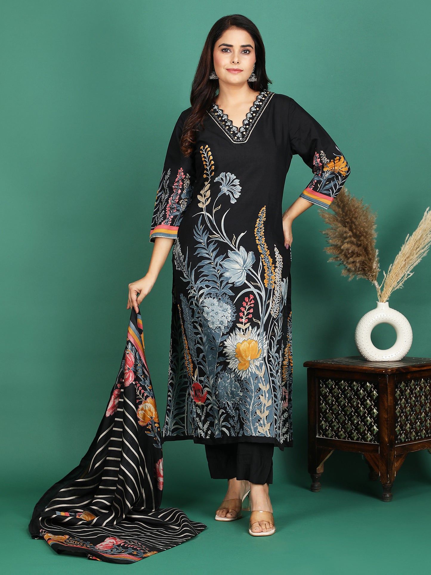 Midnight Bloom Kurta Set