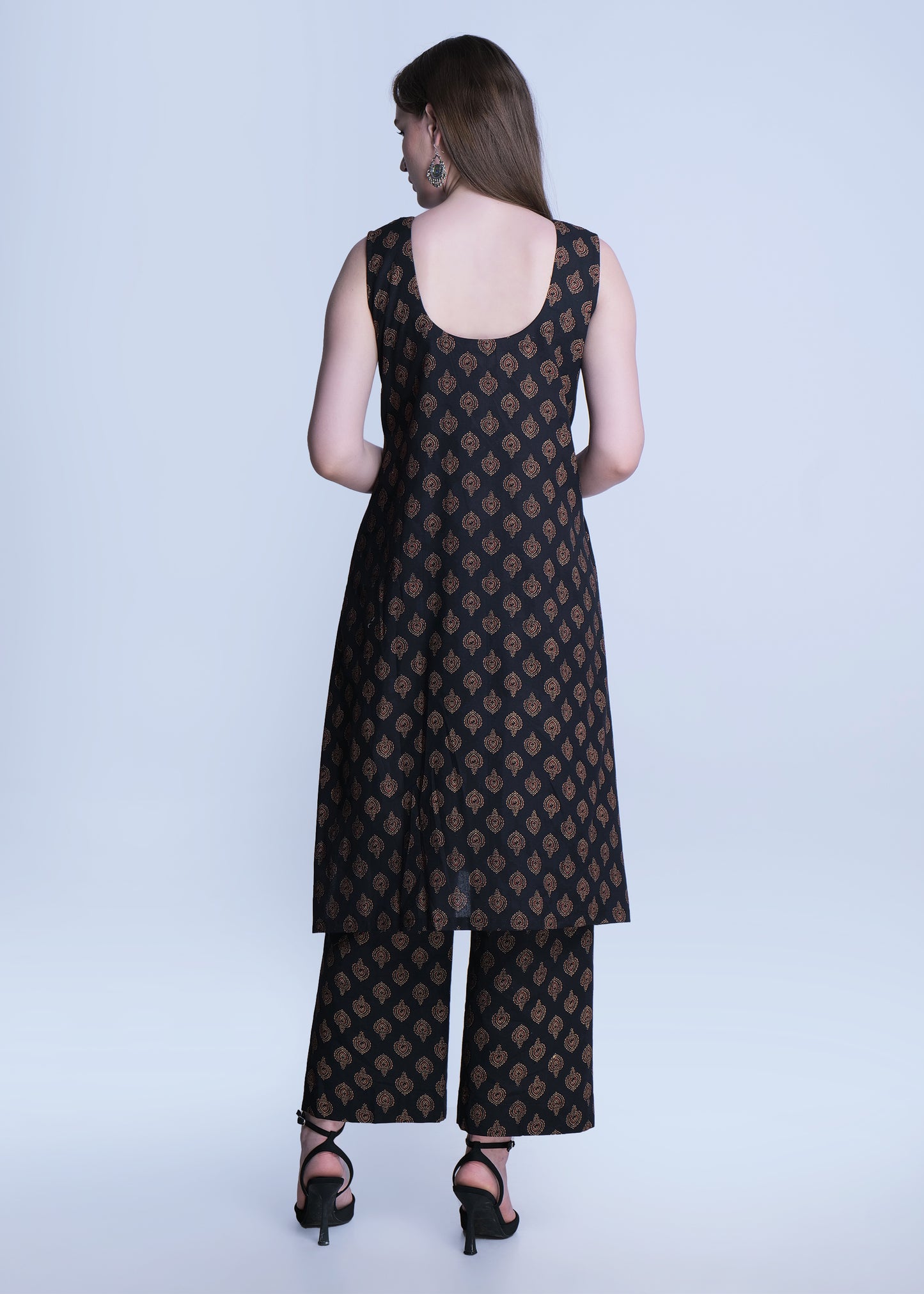 Kaalazeb Cotton Handblock print Kurta Set
