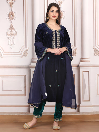 Neelkamal Zardozi hand embroidred Kurta Set