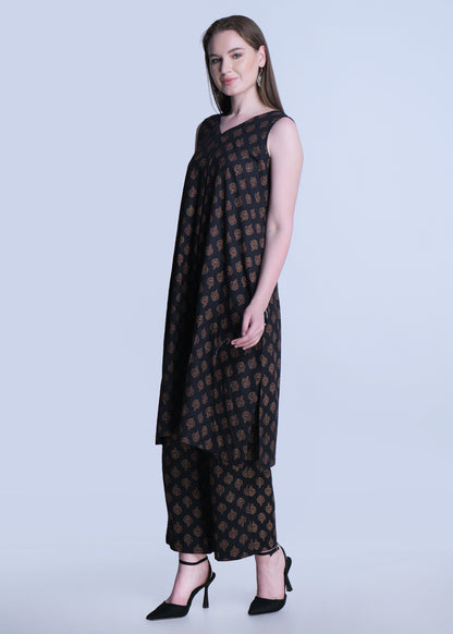 Kaalazeb Cotton Handblock print Kurta Set
