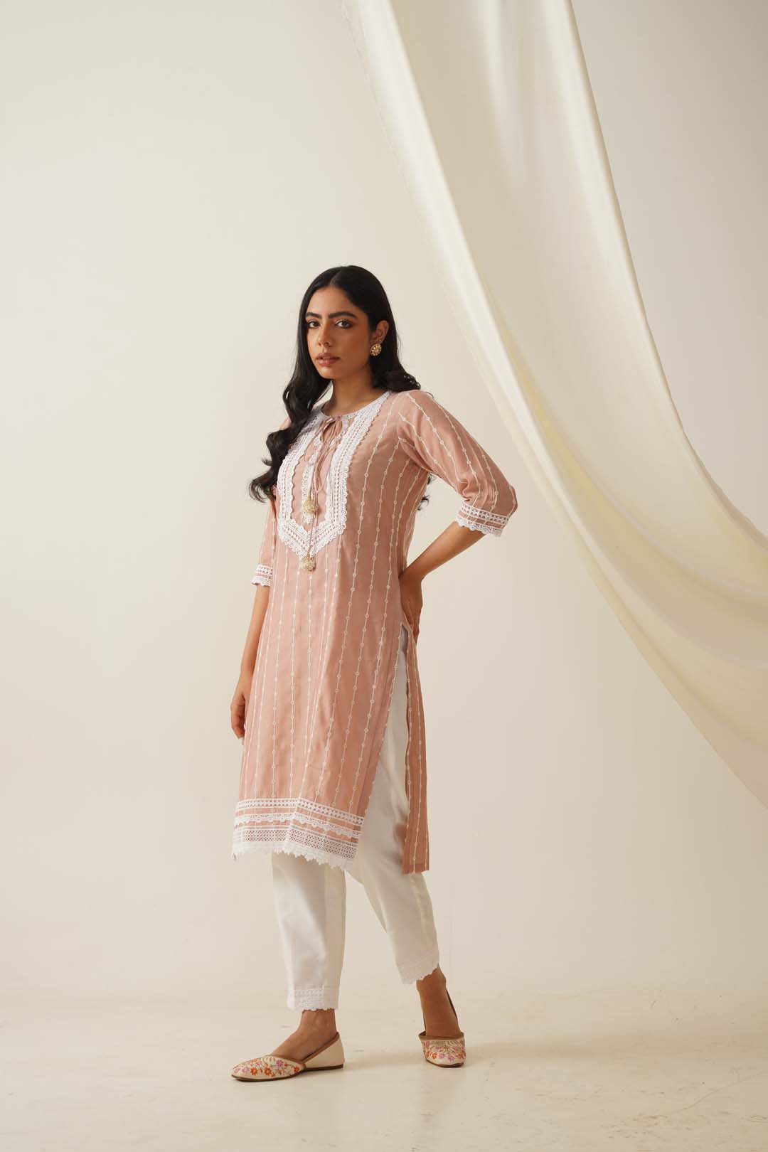 Vanya Chanderi Handcrafted Thread Embroidered Kurta Set with Dupatta