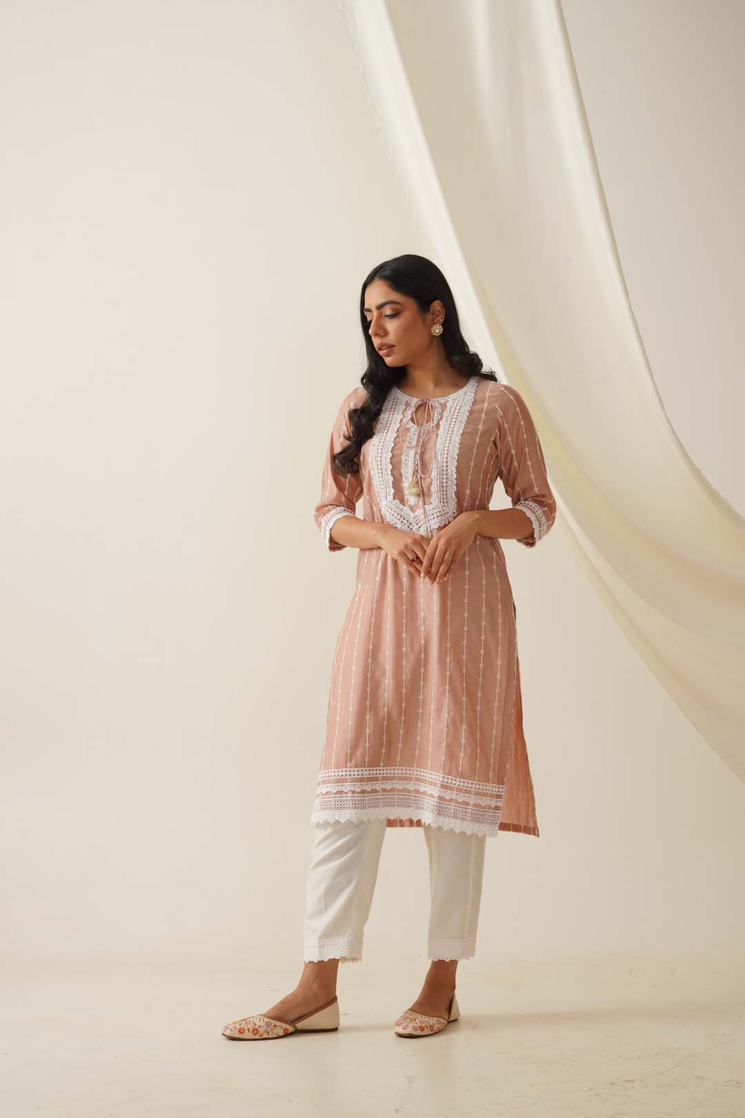 Vanya Chanderi Handcrafted Thread Embroidered Kurta Set with Dupatta