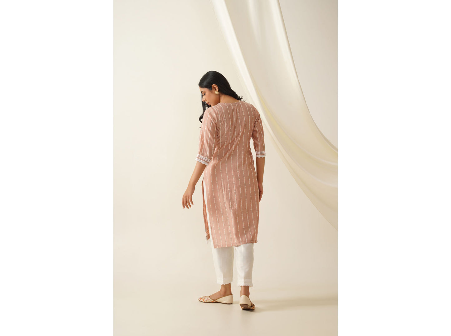 Chanderi Silk Thread Embroidred Kurta Set