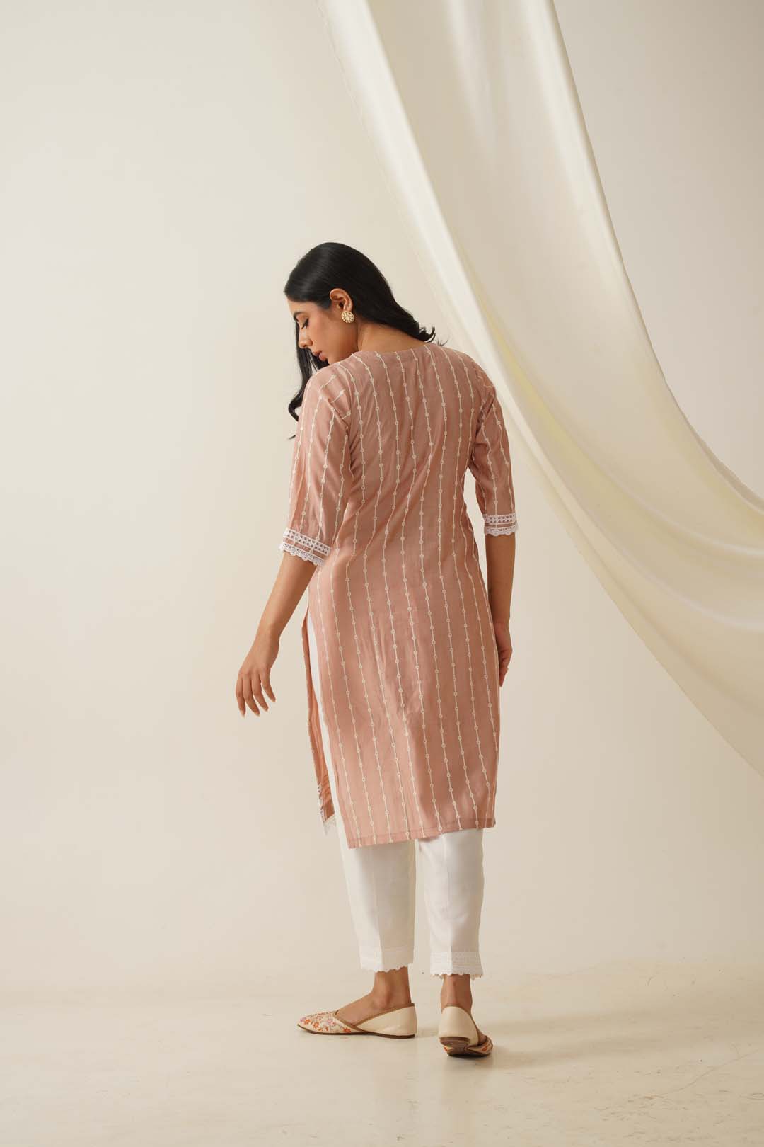 Vanya Chanderi Handcrafted Thread Embroidered Kurta Set with Dupatta