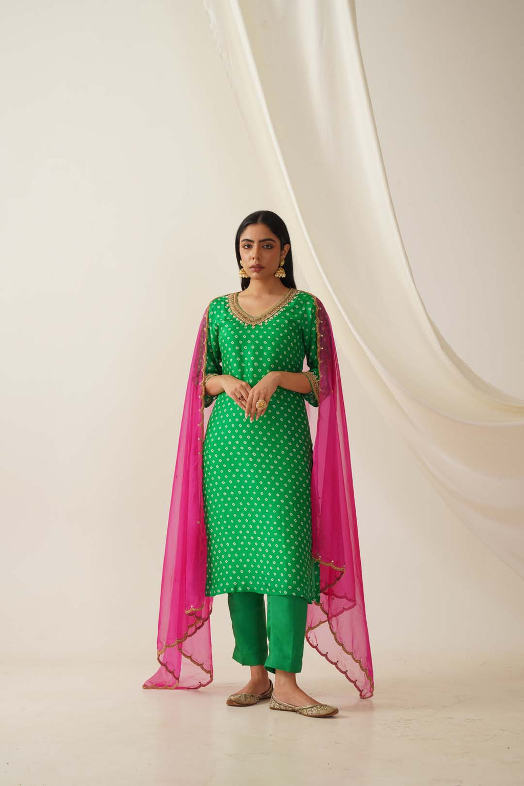 Aarini Uppada Silk Hand Embroidered Bandhani Kurta Set with Dupatta