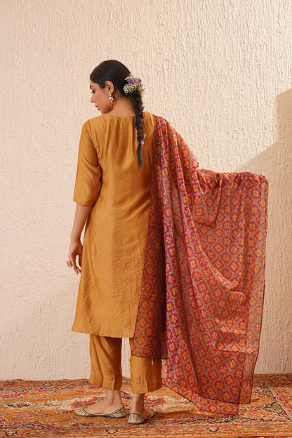 Chanderi Silk Kalidaar Kurta Set With Dupatta