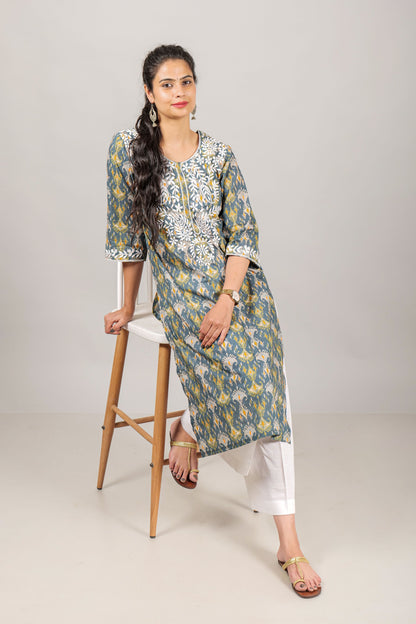 Chikankari Embroidred Ethnic Pattern Cambric Cotton Kurta