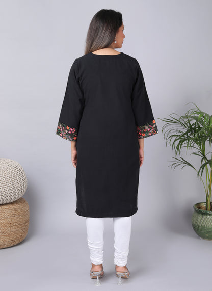 Handloom cotton kurta with thread embroidered border